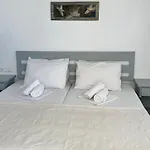 瓦瓦诺斯公寓 3*
