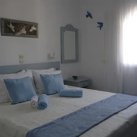 Vavanos Studios 3* Науса