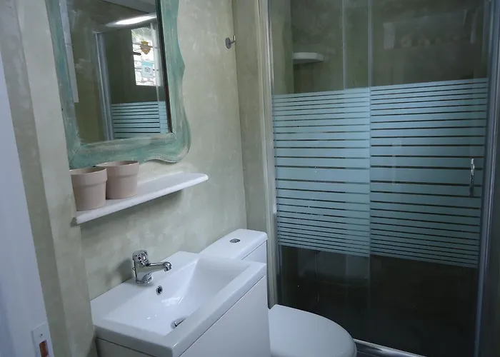 Casa de hóspedes Vavanos 3*