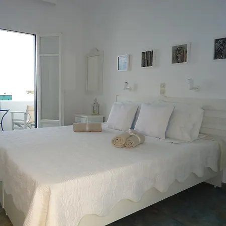 Guest house Vavanos Studios Naousa (Paros)