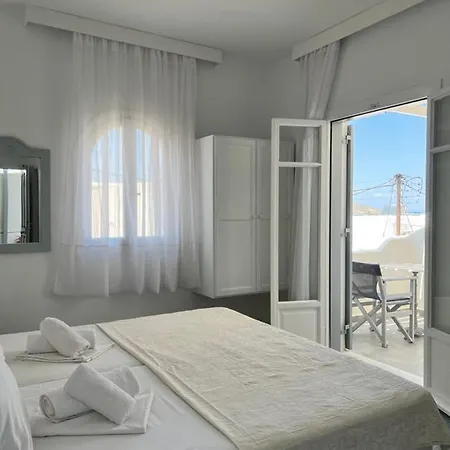 Guest house Vavanos Studios Naousa (Paros)