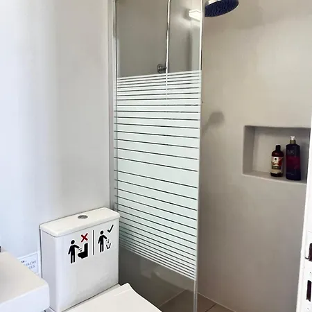 Vavanos Studios Гостевой дом