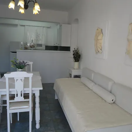 Vavanos Studios Гостевой дом 3*